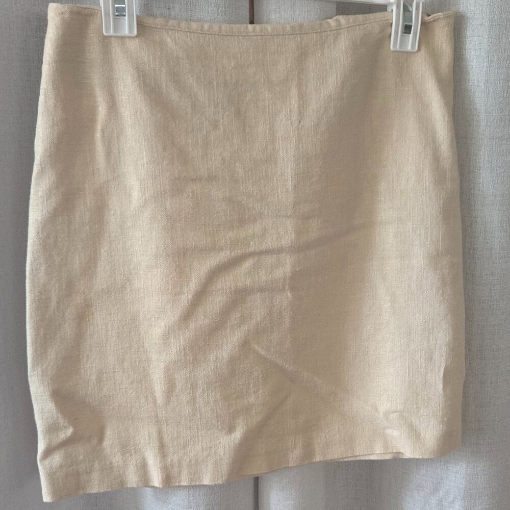 --  ✨ Tailored Cream Linen Skirt with Shimmer Threads – Size 4 Hourglass Fit